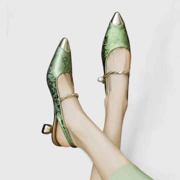 Yola | Chic Heels